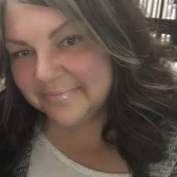 Meet your Posher, Rebecca - Picture 5 of 7